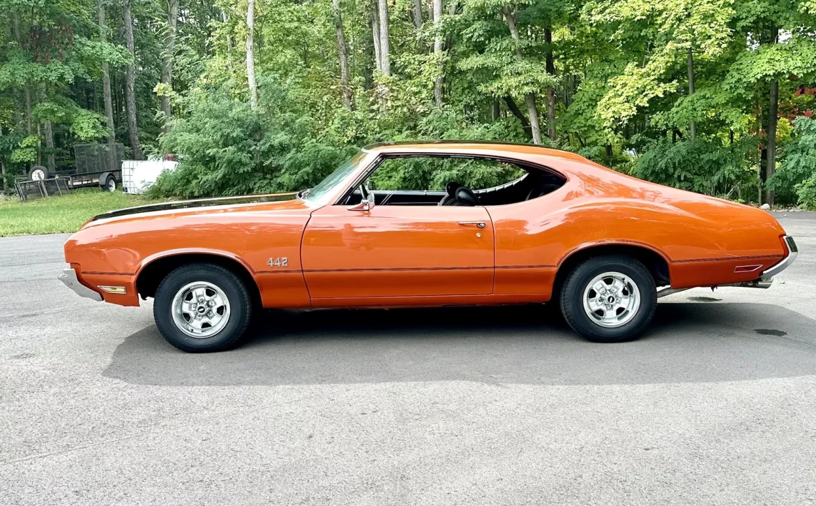 1972 Oldsmobile 442 Clone Tribute 350 V8 Engine – Muscle Cars Weekly
